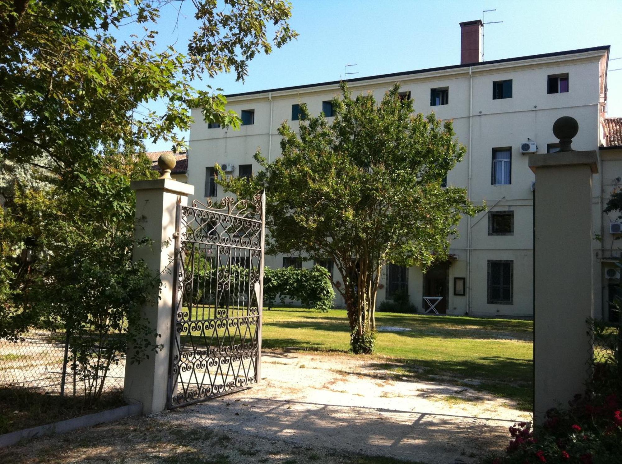 Villa Carrer Порто-Виро Экстерьер фото